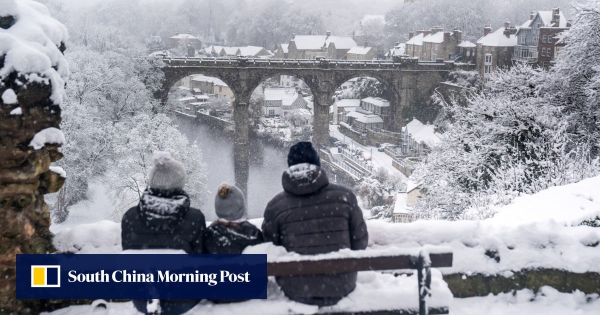 大雪给欧洲带来大范围破坏,特别是英国和德国 大雪给欧洲带来大范围破坏,特别是英国和德国
