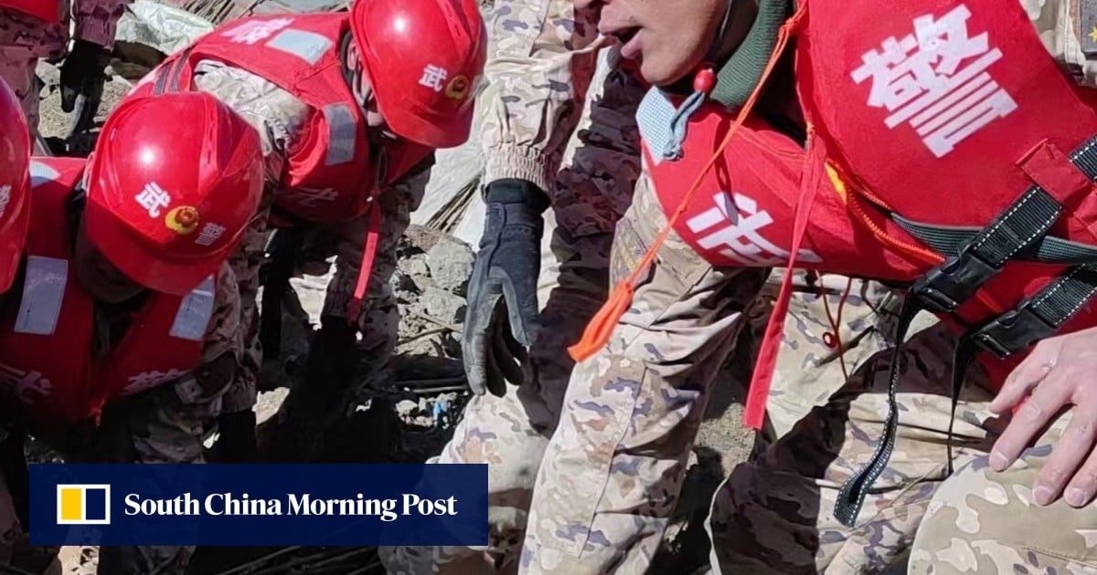 The death toll from the earthquake that struck China's Tibet region has risen to 126 people as temperatures drop
