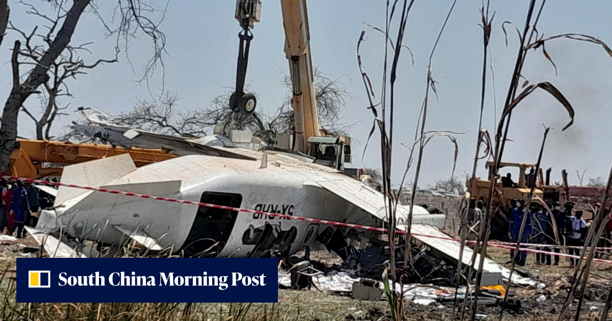 南スーダンでの飛行機のcrash落事故は18を殺します