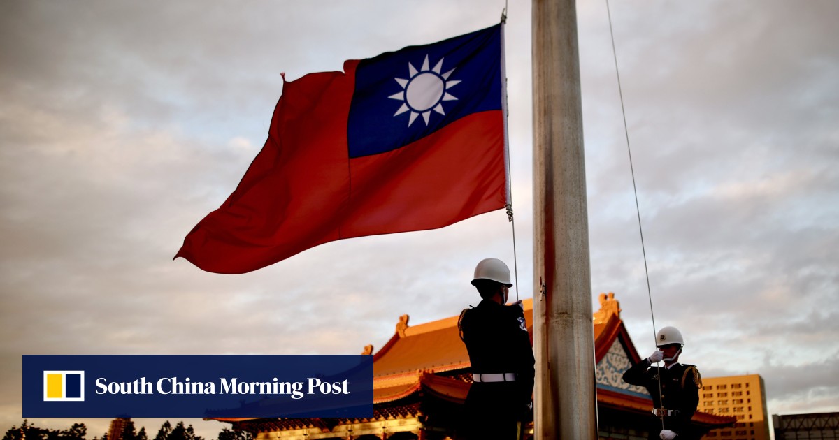 NPC Lawmakers Support Reunification, Oppose Taiwan Independence