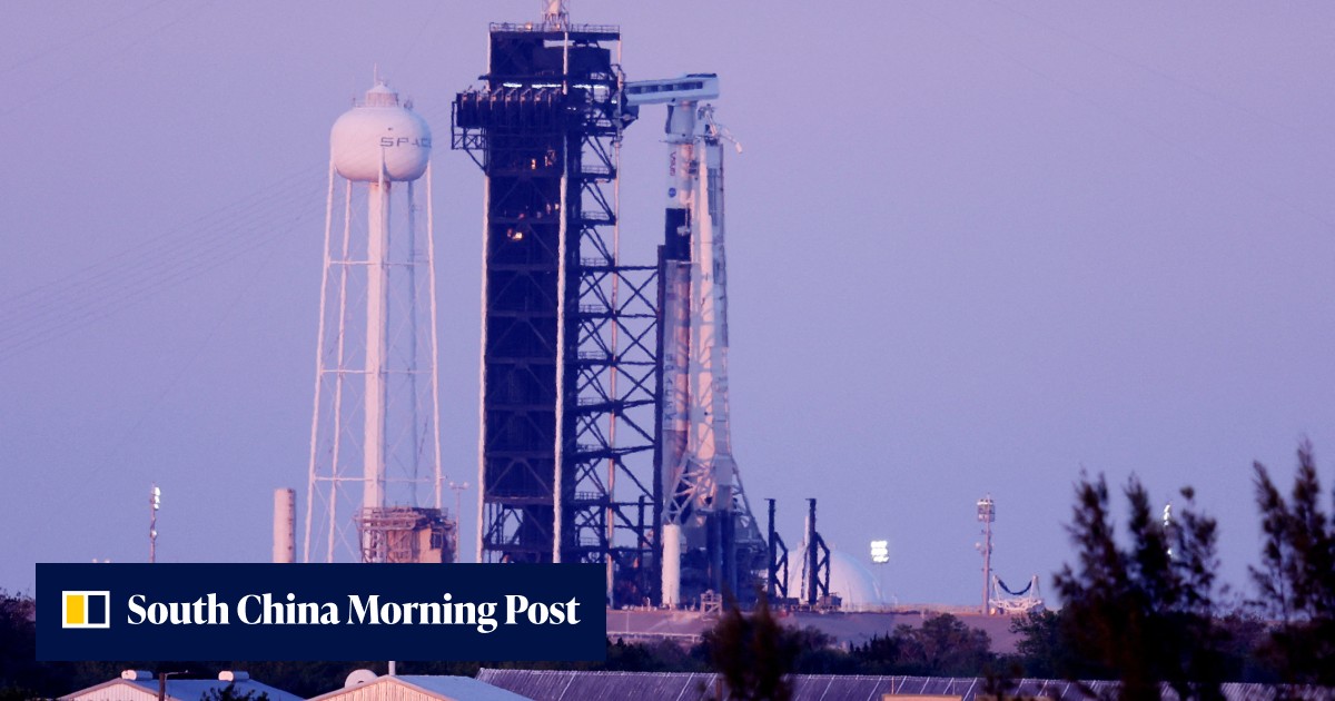 ストランドを取り除くためのSpaceXフライト米国の宇宙飛行士の問題を介して中止された宇宙飛行士の問題
