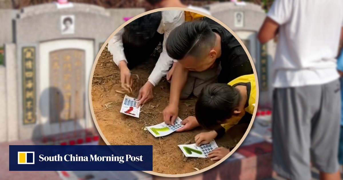 Chinese Man Wins 10,000 Yuan at Ancestors' Tomb During Qing Ming Festival