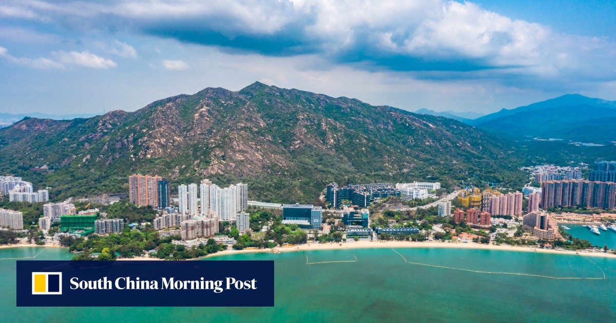 Hiker deaths prompt warnings amid poor air quality in Hong Kong, Cape Town