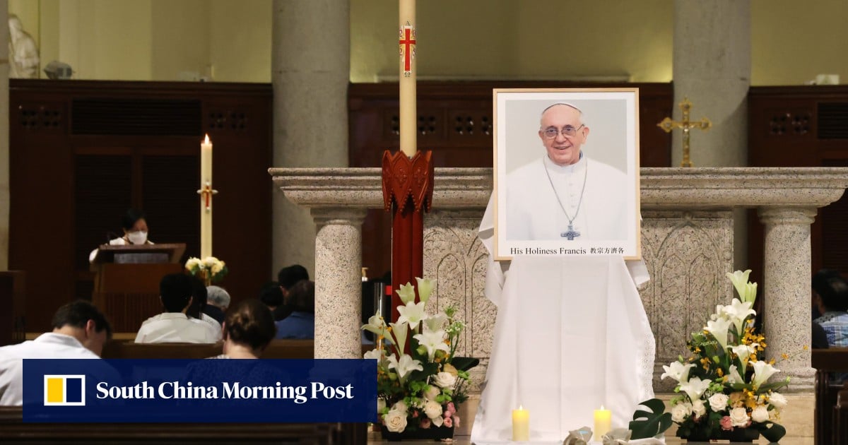 Tributes Flood In for Pope Francis, 88, After Death