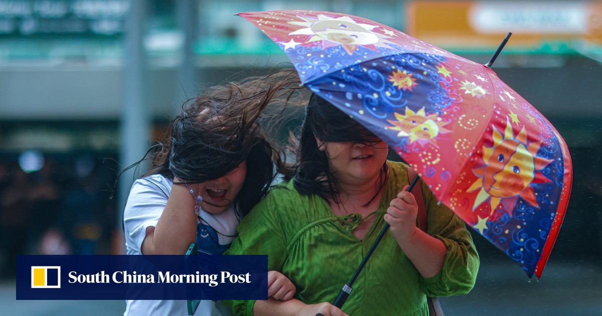 Hongkongers reminded to brace for heavy showers and thunderstorms