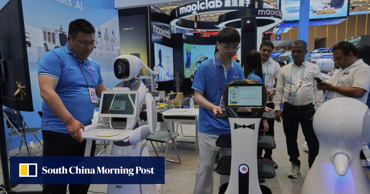 China’s army of robot makers jostle for attention in overcrowded market - SCMP (Picture 1)