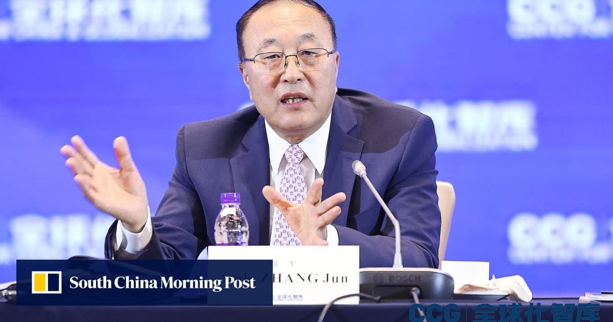 China minds, on guard against US, stress need for talks and regional cooperation