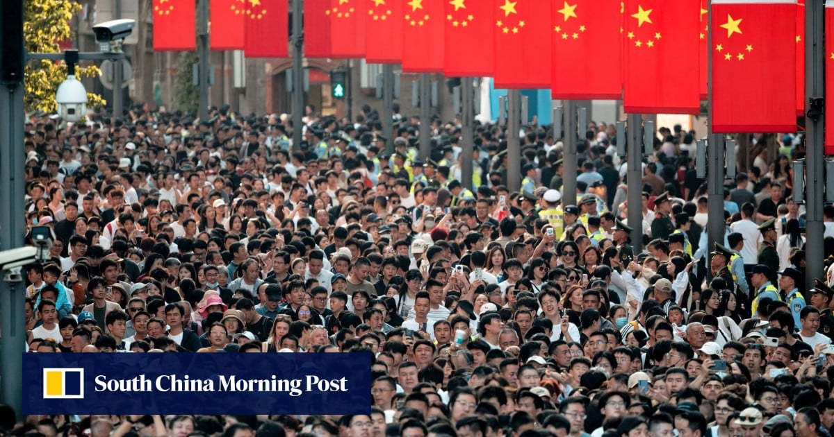 China should mull 4% GDP target, support jobs, for next 5 years: former official
