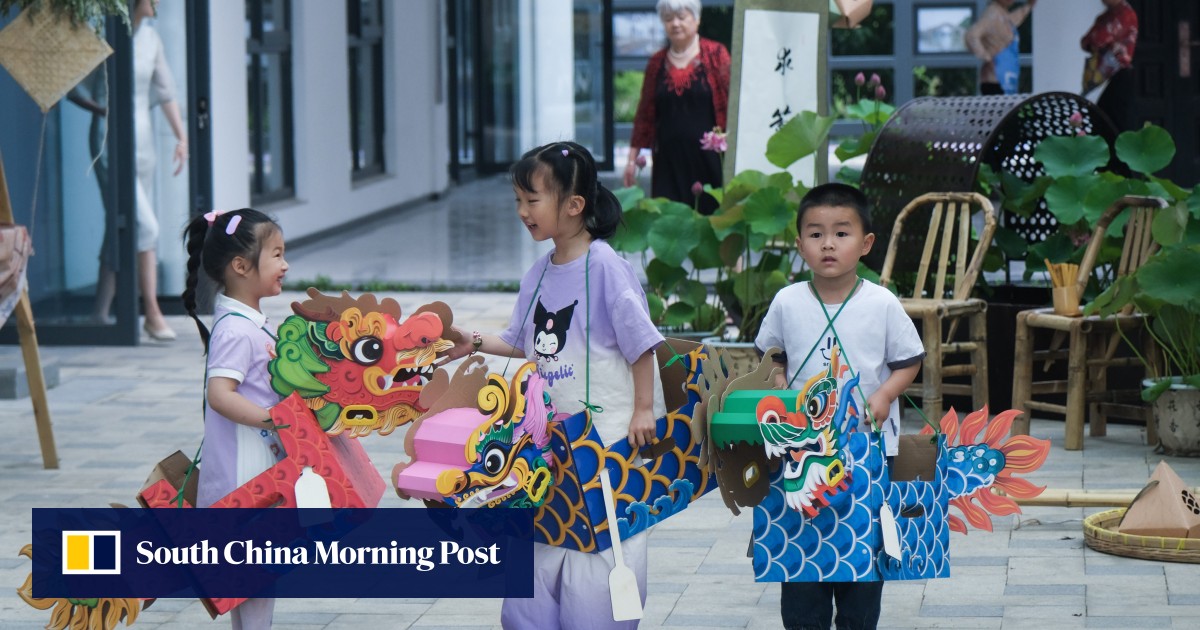 As China’s Dragon Boat Festival, Children’s Day coincide, family tourism booms