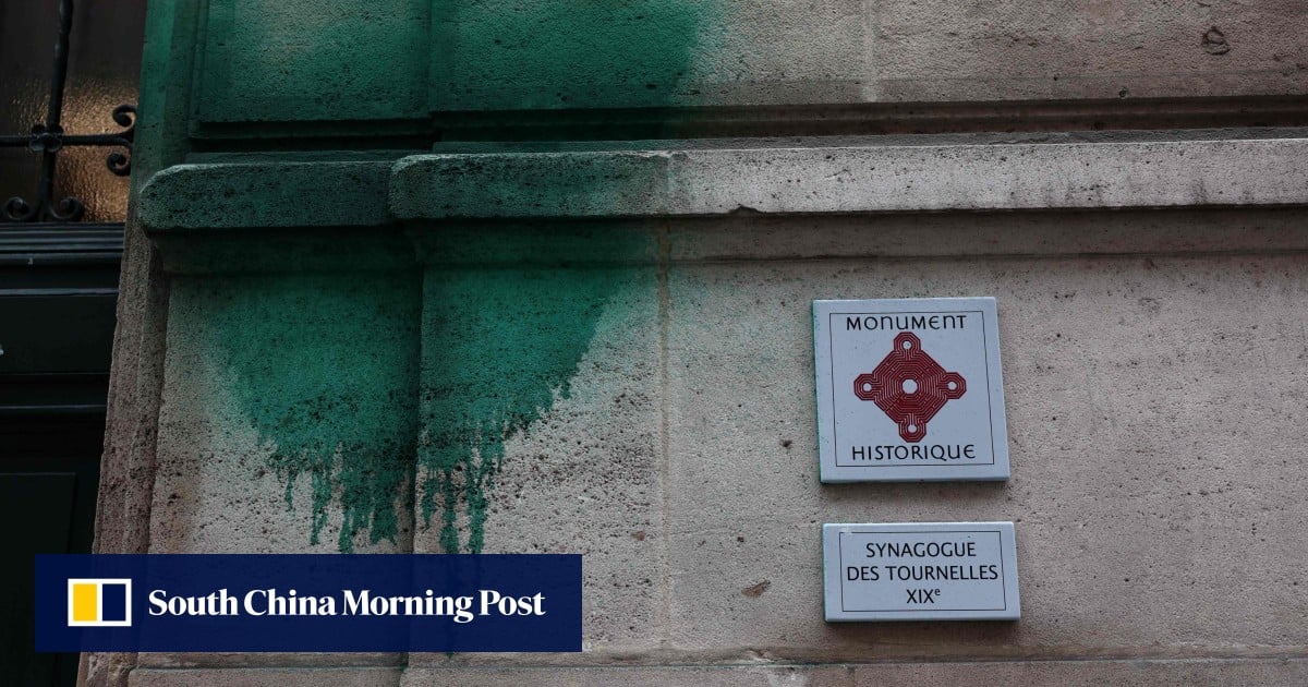 Paris Investigates Antisemitic Vandalism at Holocaust Memorial, Synagogues