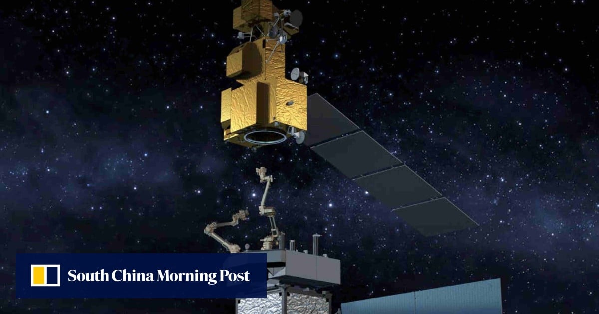 China's Shijian satellite pair appears to dock in orbit for refuelling mission