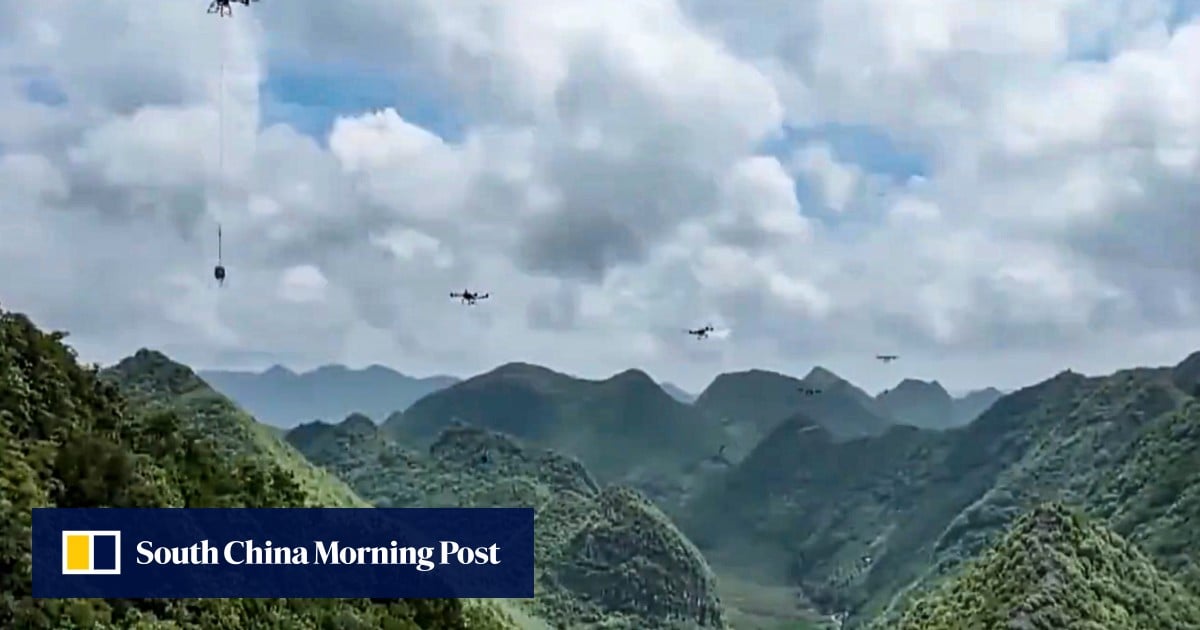 Chinese drones carry 180 tonnes of steel and concrete up mountain