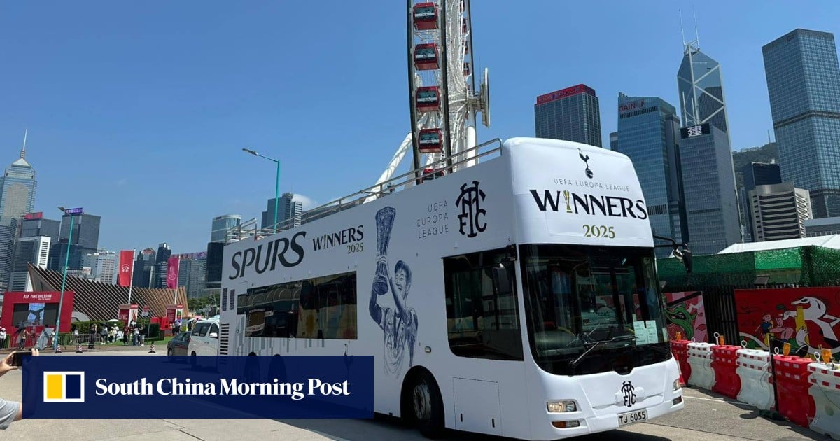 Arsenal selfies, Spurs drones, a HK$200,000 bus: football fever sweeps Hong Kong
