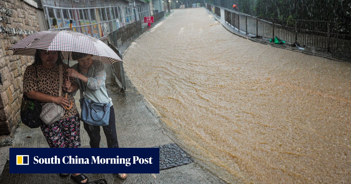 Hong Kong Deluged: Flash Floods Cause Chaos and Disruption
