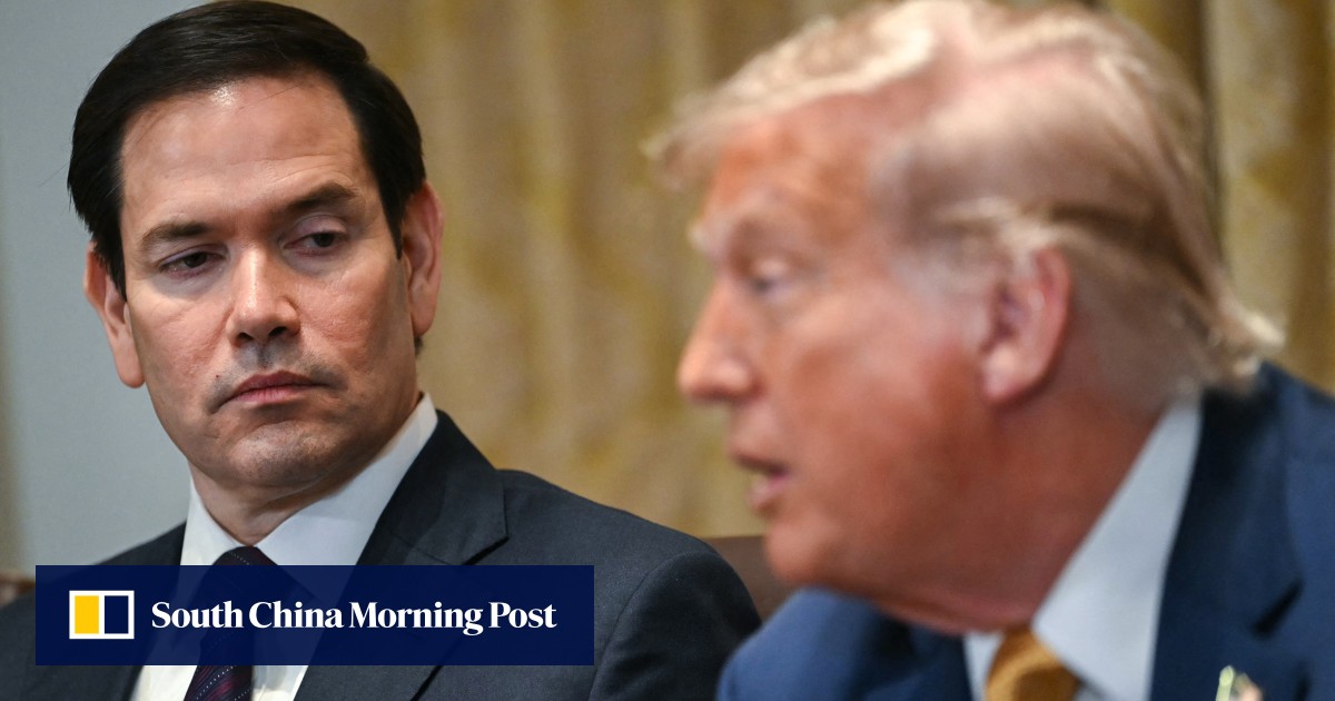 Chinese Defense Minister Warns US Containment Attempts Futile in Taiwan, South China Sea Talks