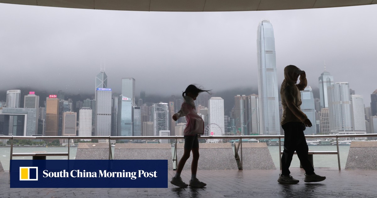 Hong Kong could issue T1 warning between Wednesday night, Thursday morning Hong Kong could issue T1 warning between Wednesday night, Thursday morning