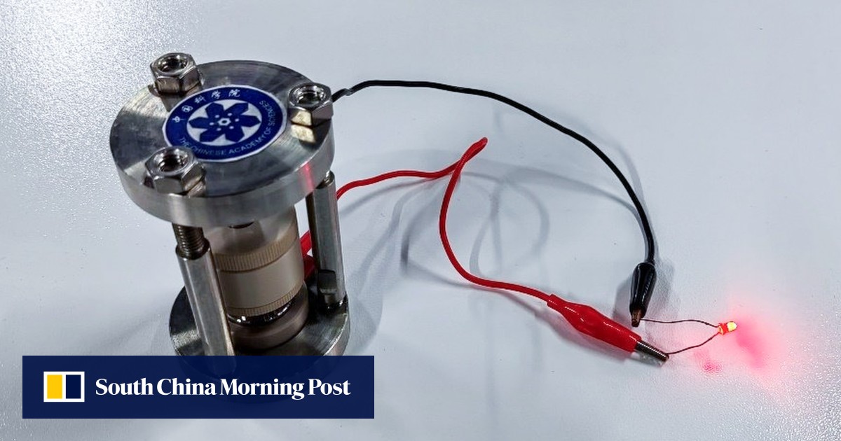 Hydride ion battery breakthrough: Chinese team hits 6x capacity of lithium ion