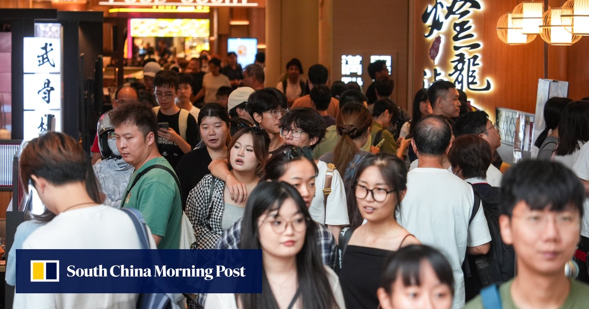 5% rise in mainland Chinese visitors to Hong Kong on first day of ‘golden week’