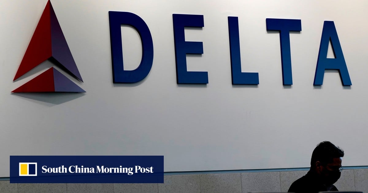 2 Delta planes collide at New York’s LaGuardia airport 2 Delta planes collide at New York’s LaGuardia airport