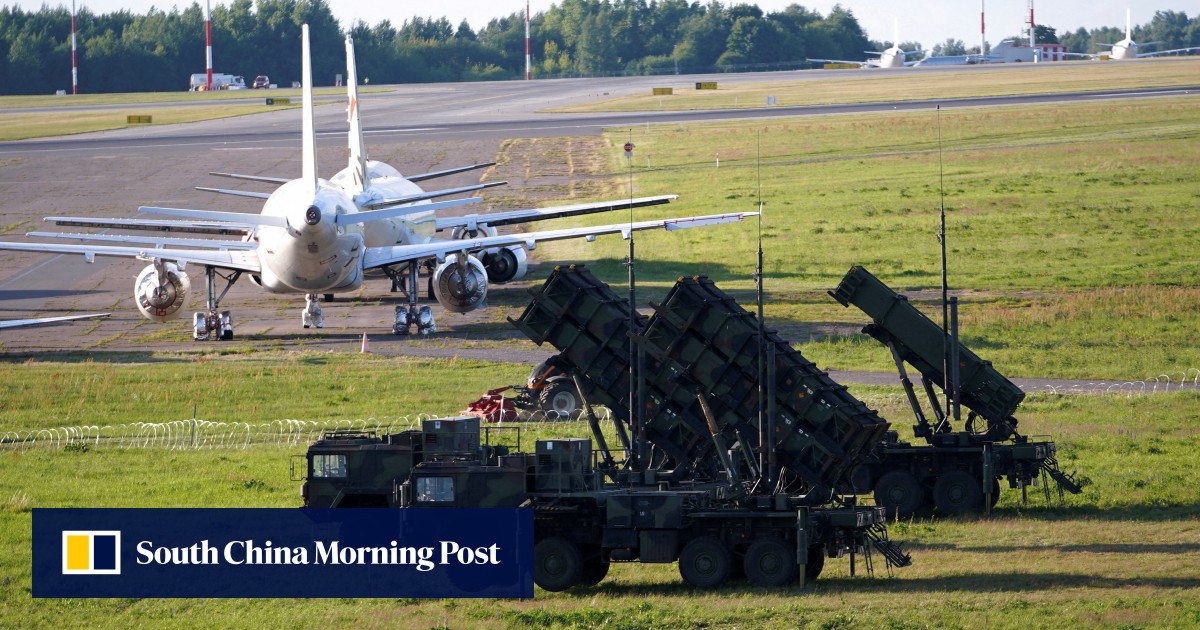 Lithuania’s Vilnius Airport suspends traffic over balloons in airspace