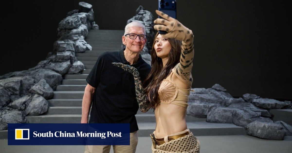 Apple CEO Tim Cook’s latest China visit boosts promotion for the iPhone Air