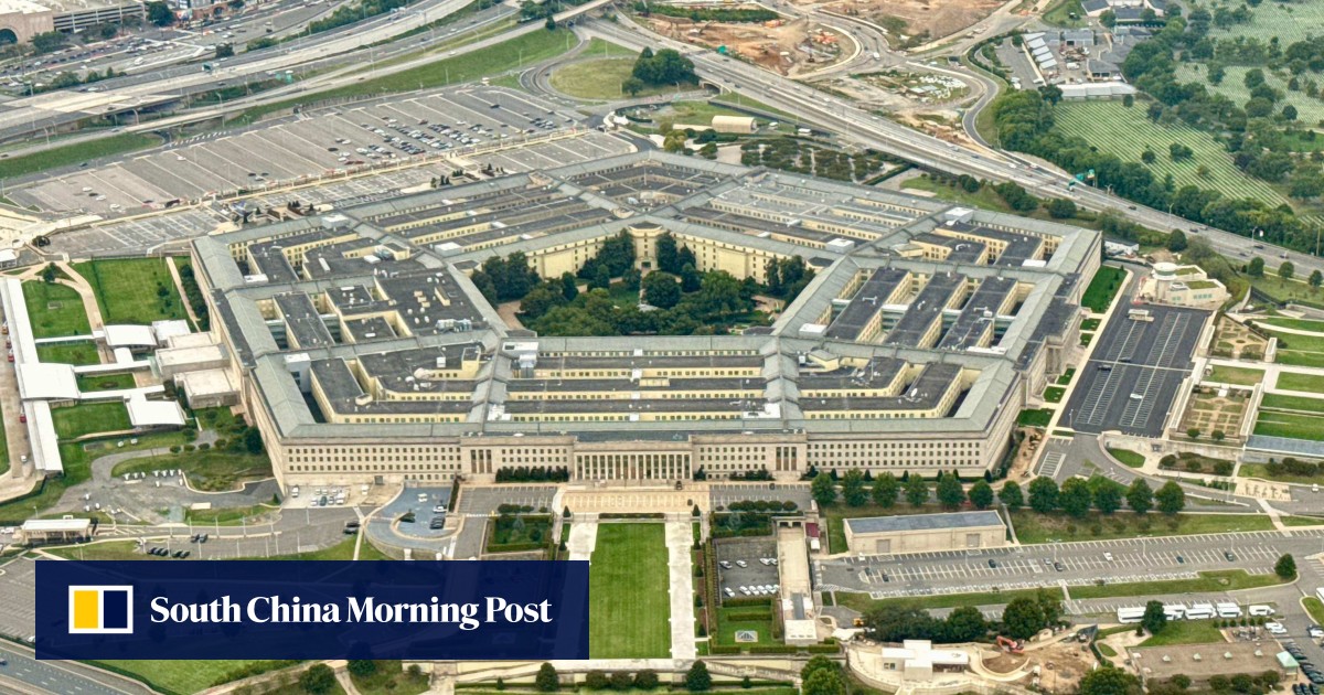 Major US news outlets reject new Pentagon press access policy
