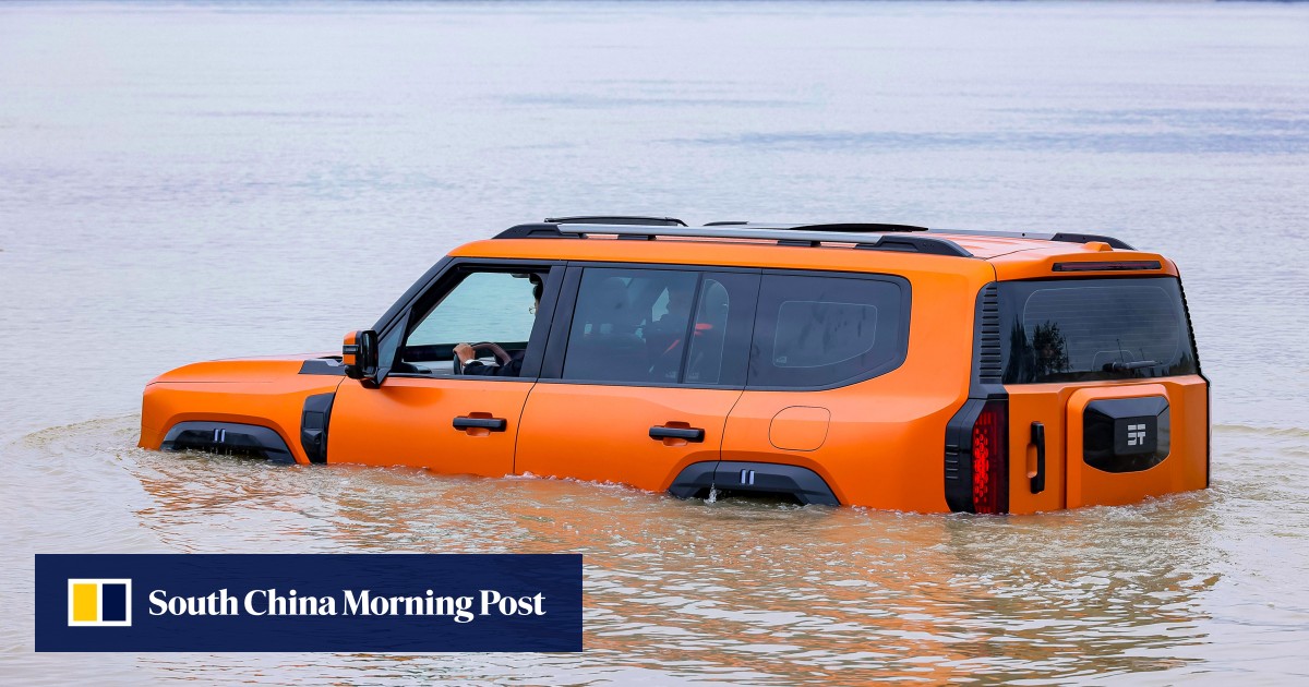 The fast and the amphibious: China electric SUV conquers Yangtze with cutting-edge tech