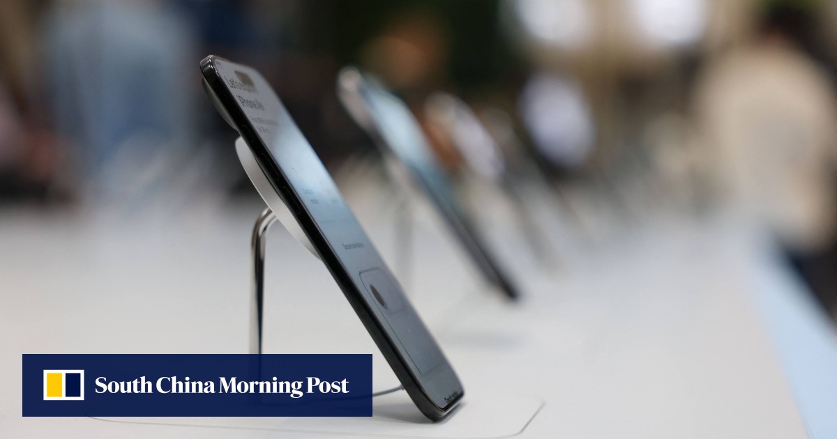 How iPhone Air’s eSIM debut reshapes China’s telecoms landscape