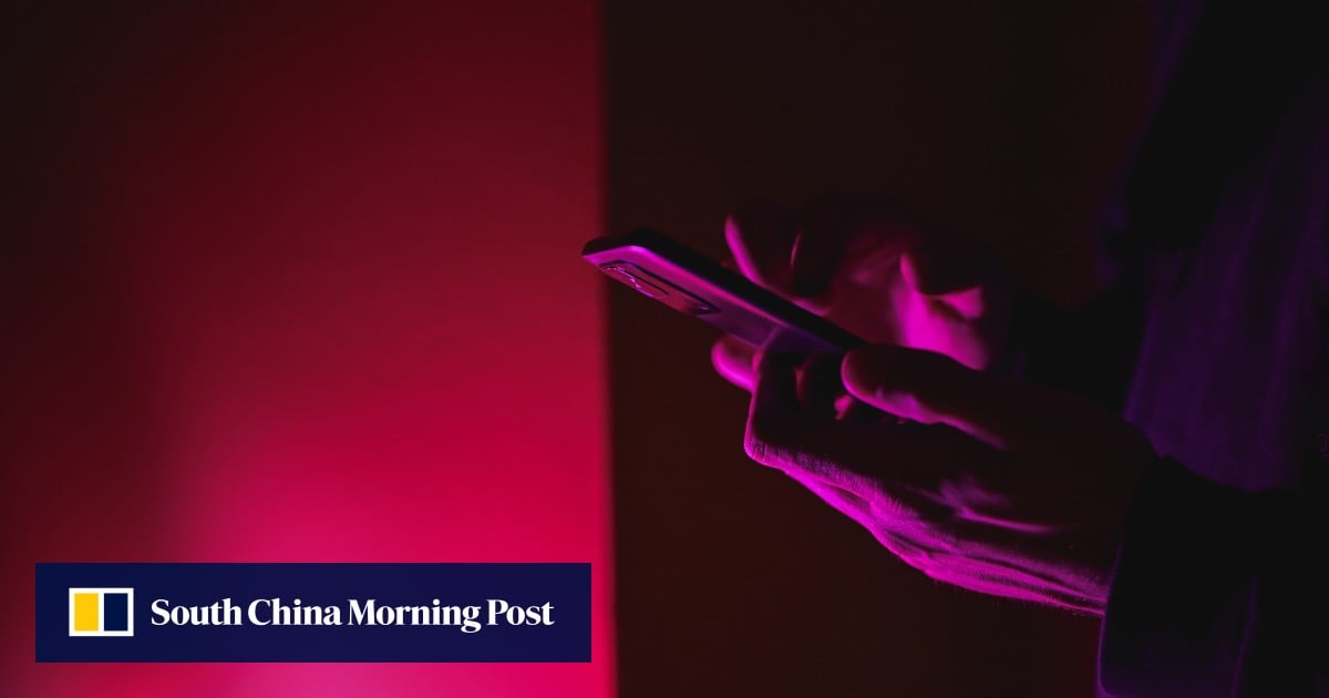 Hong Kong police arrest teacher, social worker, 6 others in upskirt image crackdown Hong Kong police arrest teacher, social worker, 6 others in upskirt image crackdown