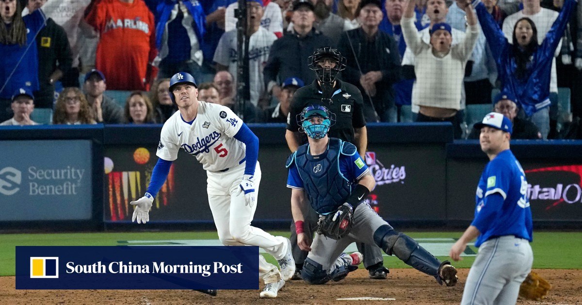 World Series, Game 3: Freddie Freeman home run in 18-inning epic gives Dodgers 2-1 lead