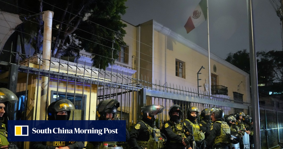 Peru cuts diplomatic ties with Mexico over asylum claim of former PM