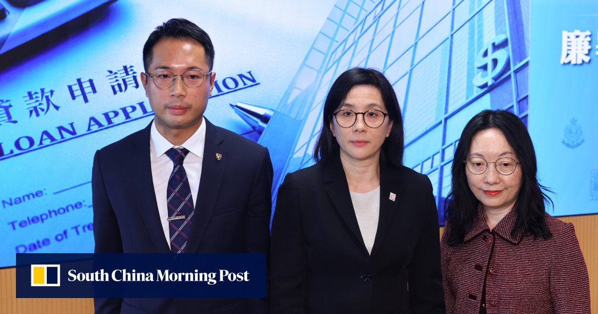 Hong Kong bank staff among 32 arrested in HK0 million loan scam Hong Kong bank staff among 32 arrested in HK0 million loan scam