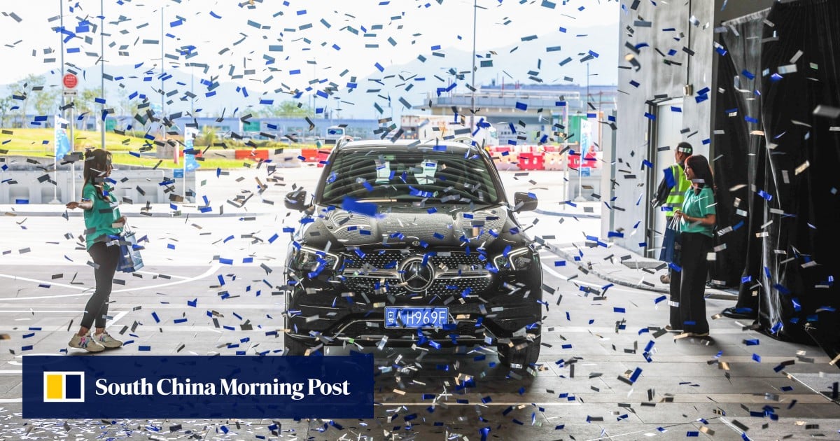 3,000 mainland Chinese, Macau drivers join Hong Kong ‘Park and Fly’ scheme