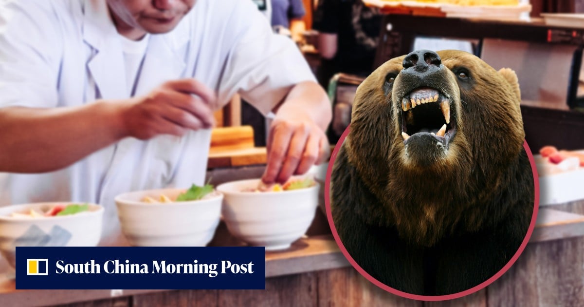 Japanese cook fends off bear while preparing food, keeps working with face ...
