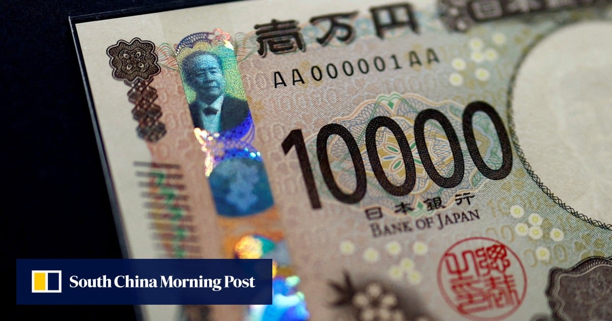 Japanese yen weakens to 9‑month low, hits 155 to US dollar amid uncertainties Japanese yen weakens to 9‑month low, hits 155 to US dollar amid uncertainties