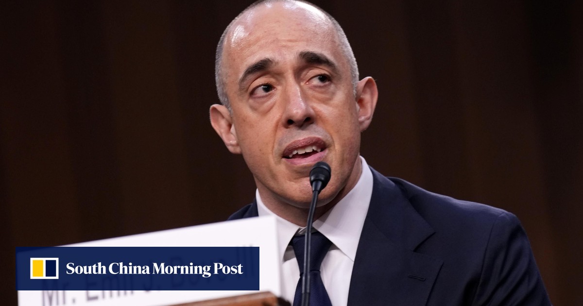 US official advocated months ago for sinking boats carrying suspected drugs, witnesses say