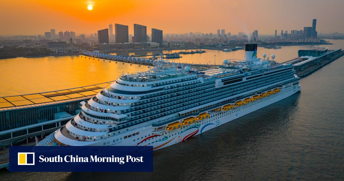 China’s spat with Japan diverts Chinese cruise ship to South Korea