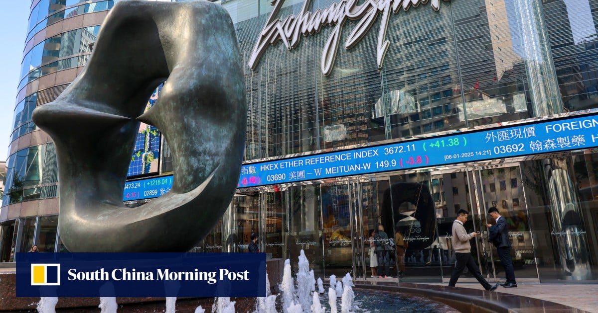 Hong Kong stocks head for longest rising streak in 2 weeks