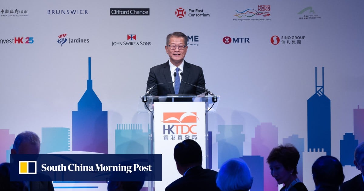 HK finance chief seeks to attract Italian company listings on stock exchange