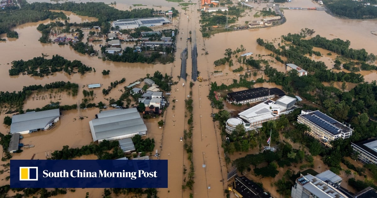Thailand flood death toll doubles as government faces mounting criticism