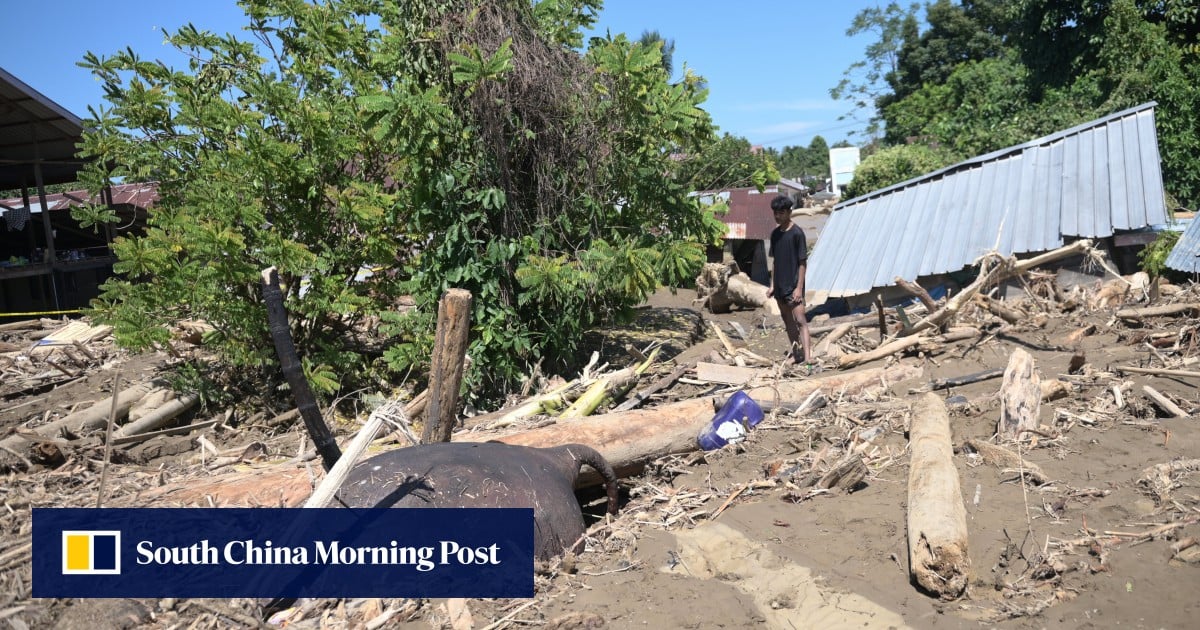 Death toll climbs above 370 in flood-hit Thailand, Indonesia, Malaysia