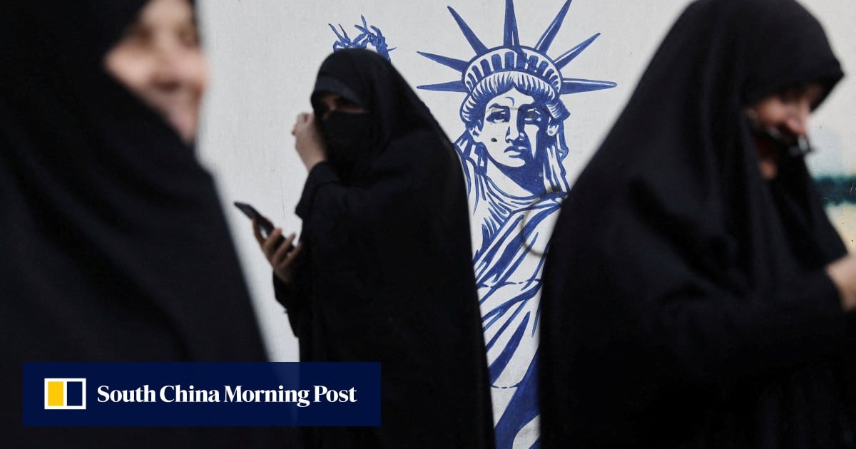 US pauses all immigration applications from 19 countries