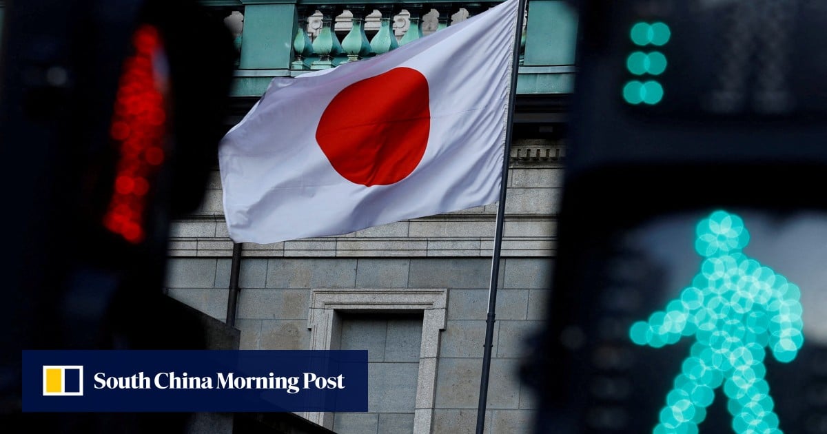 Hong Kong stocks head for weekly loss before rate decisions in US, Japan