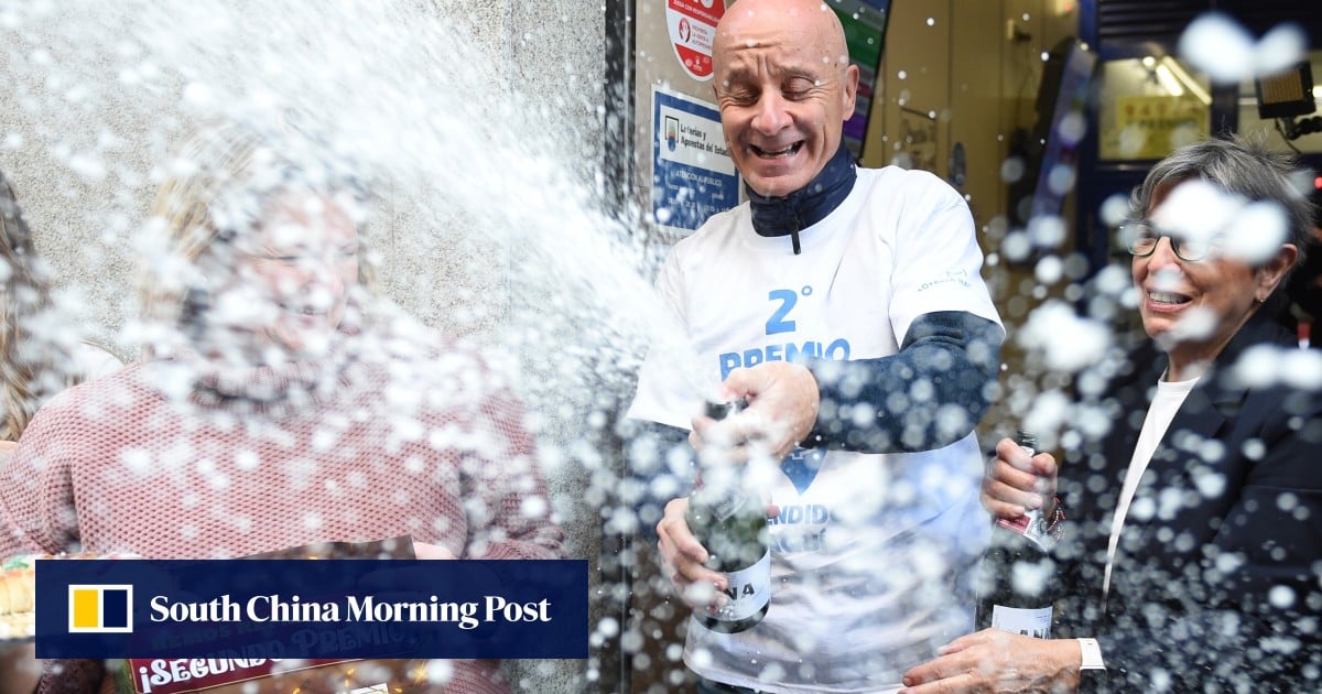 Spanish town agrees to share El Gordo jackpot after ticket error