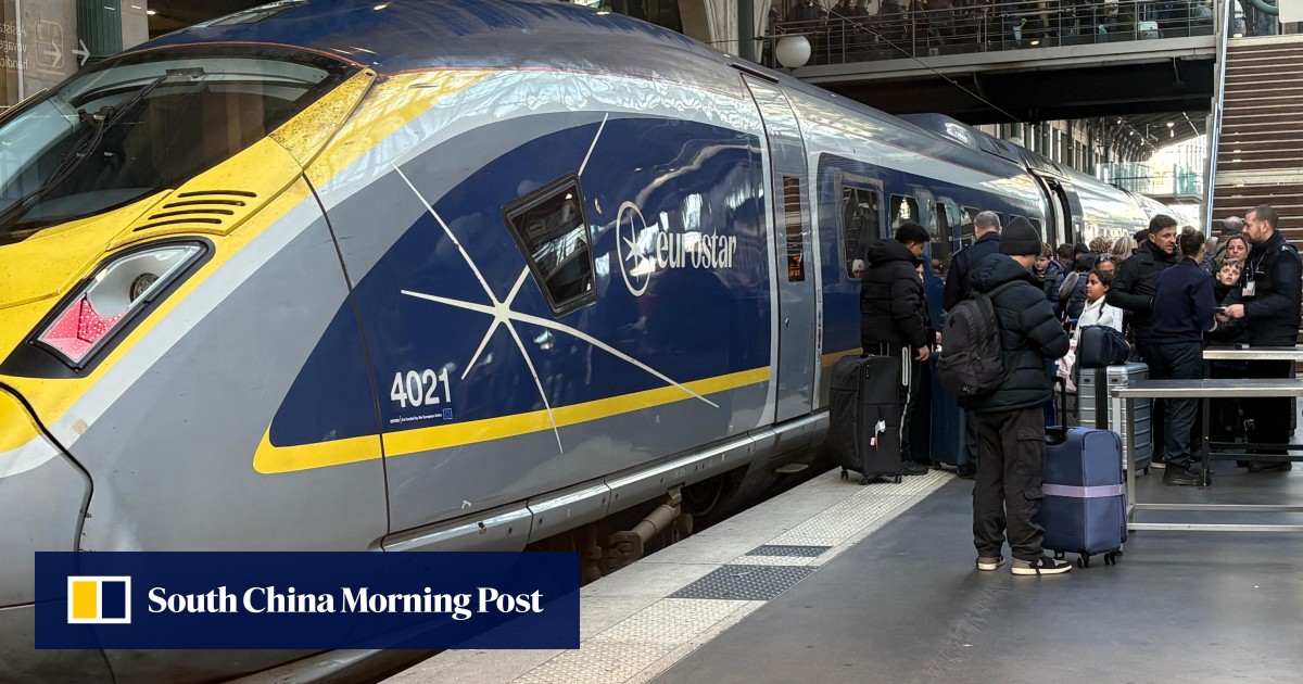 Eurostar suspends services, stranding thousands between London and Paris during holiday rush