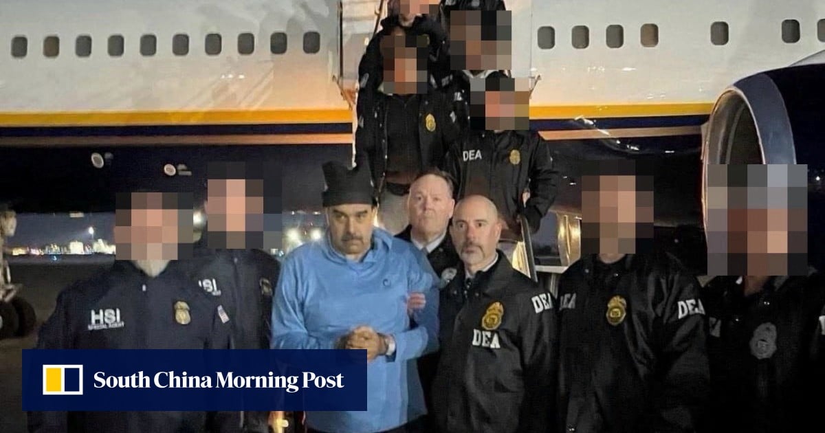 US dollar, gold rise after Maduro seizure as investors seek safe havens