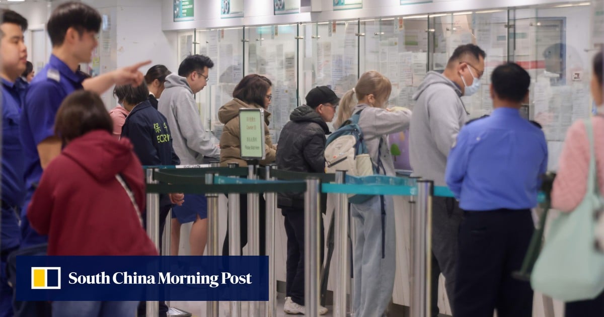Drivers show up at Hong Kong licensing offices despite end of walk-in service