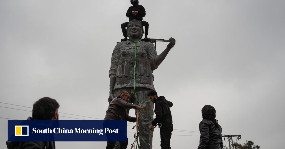 Syrian government forces take Al-Omar oilfield as Kurds withdraw