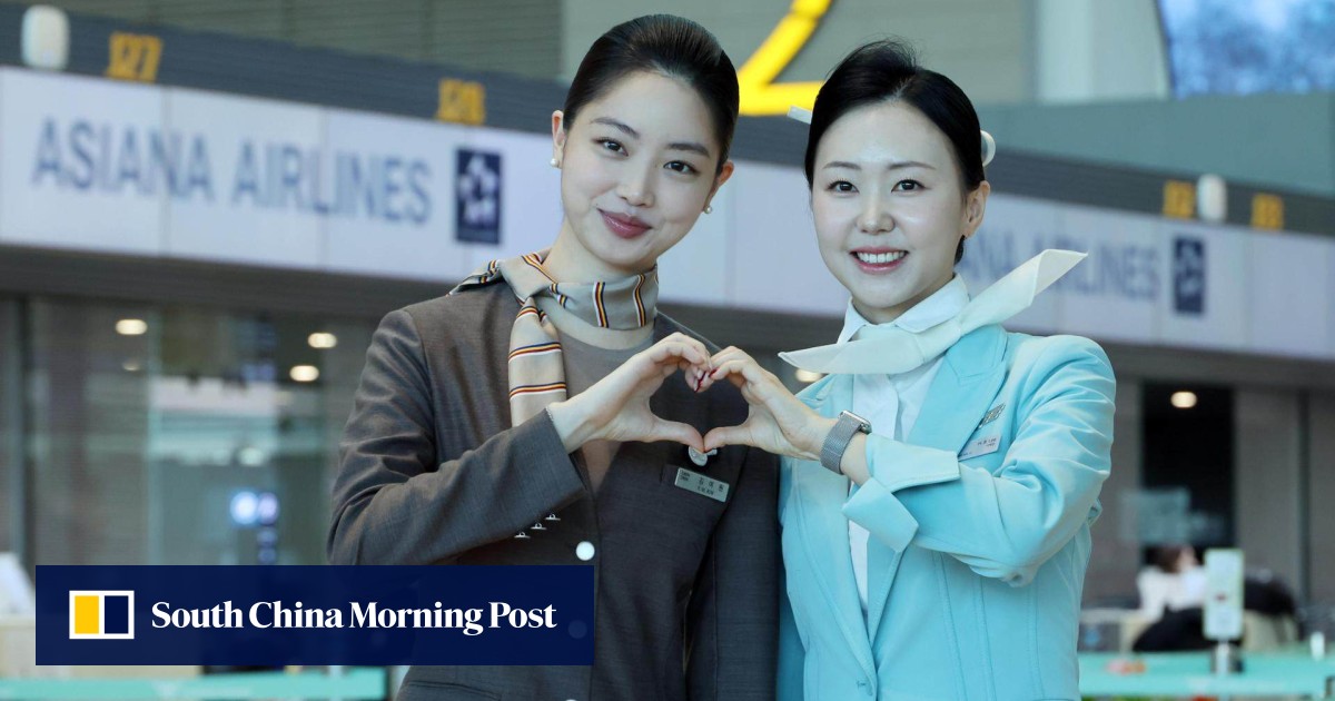 Why South Korea’s flight attendants are forced to brave bitter cold in thin uniforms