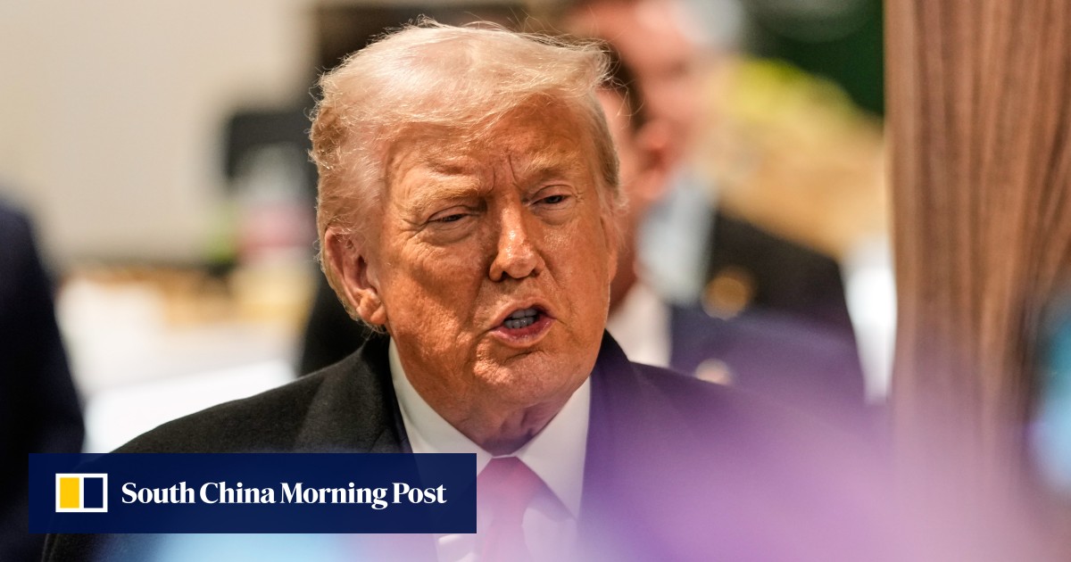 Hong Kong stocks tread water on claimed Greenland deal, rebound in Japanese bonds